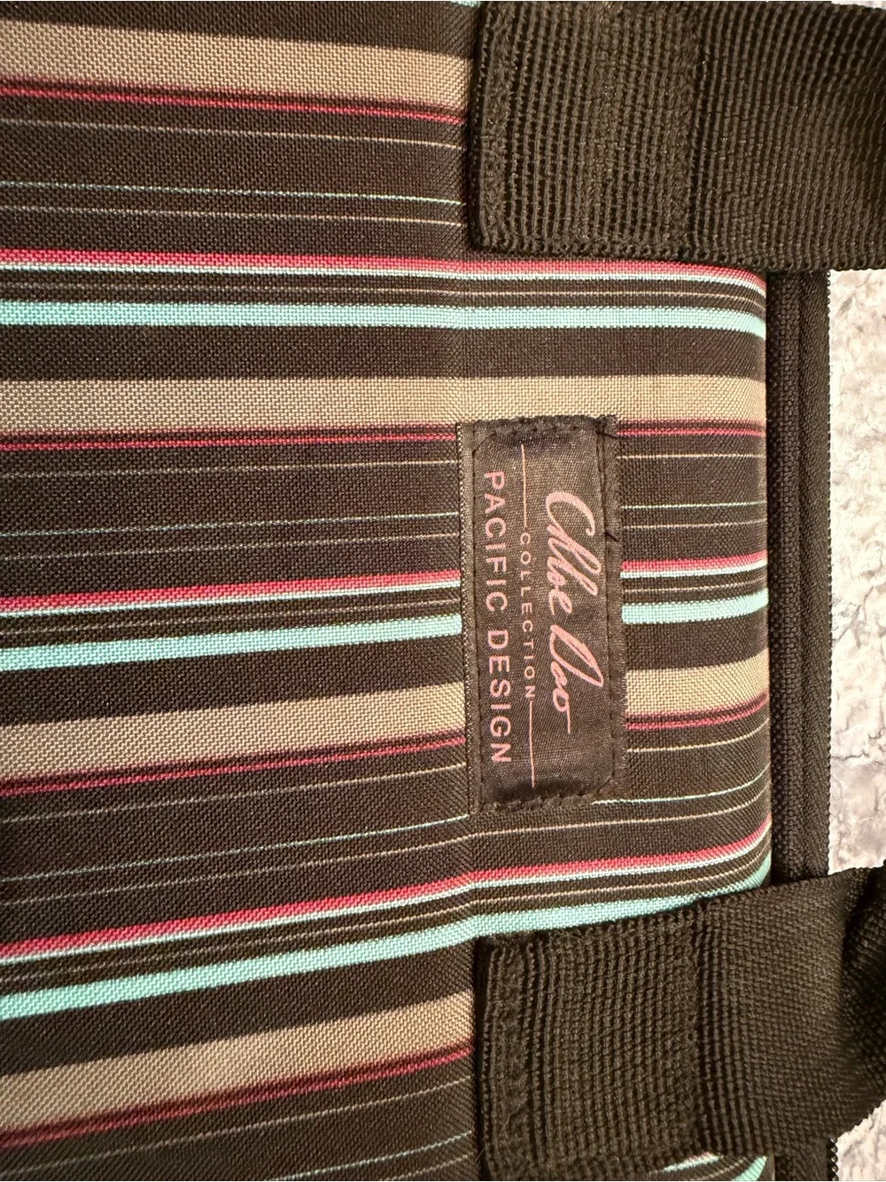 Chloe Dao laptop travel bag